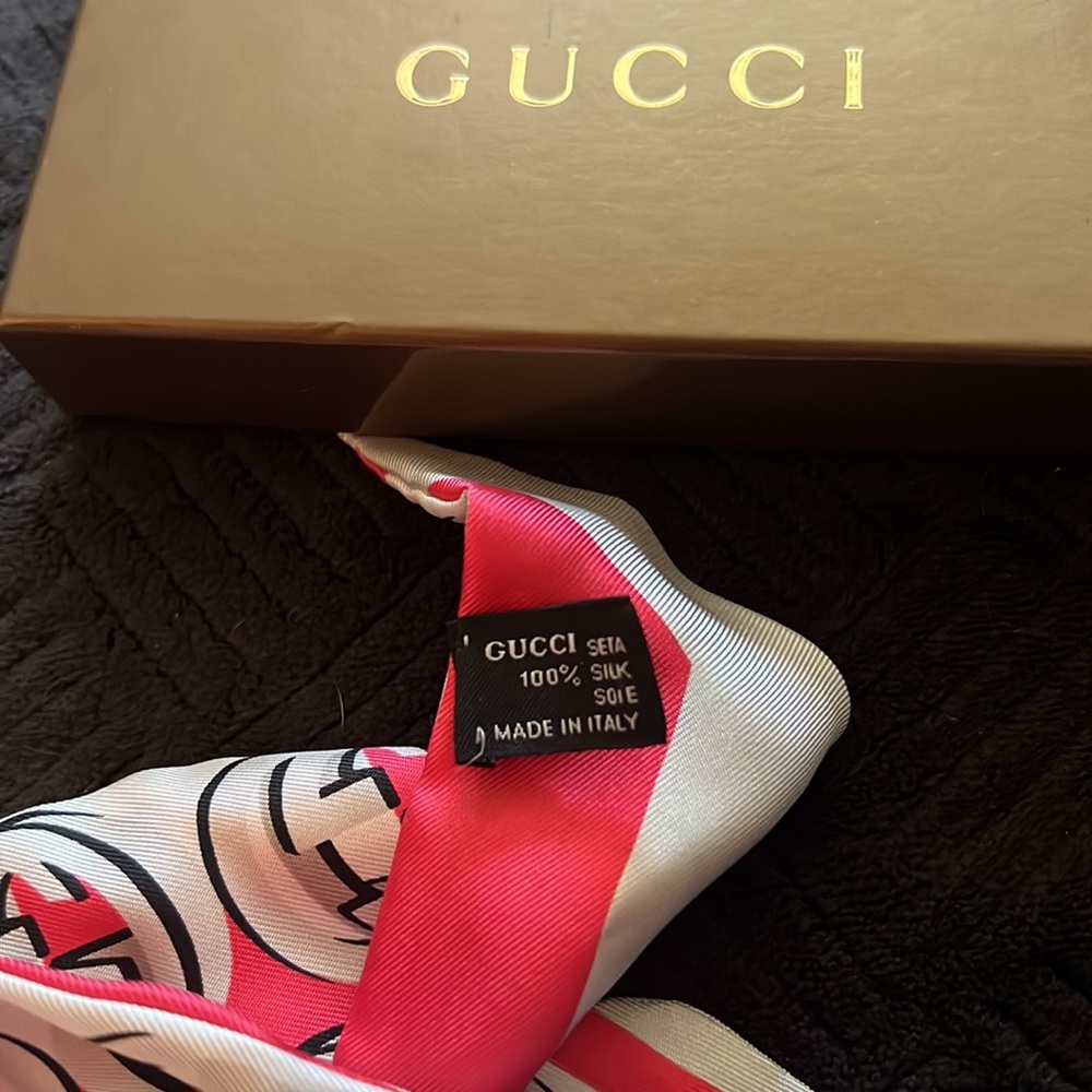 Gucci silk scarf GG monogram cones with scarf ring - Picture 6 of 8